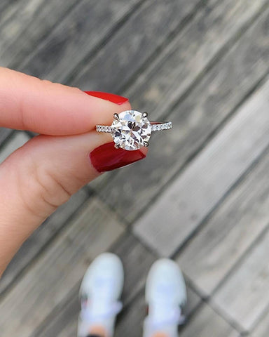 7 Minimal Engagement Rings That Prove Simple Is Striking