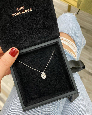28 Graduation Jewelry Gift Ideas to Commemorate Her Achievements