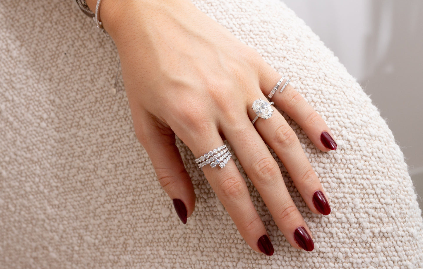 Whisper Thin Pave Oval PLT 40675118547032