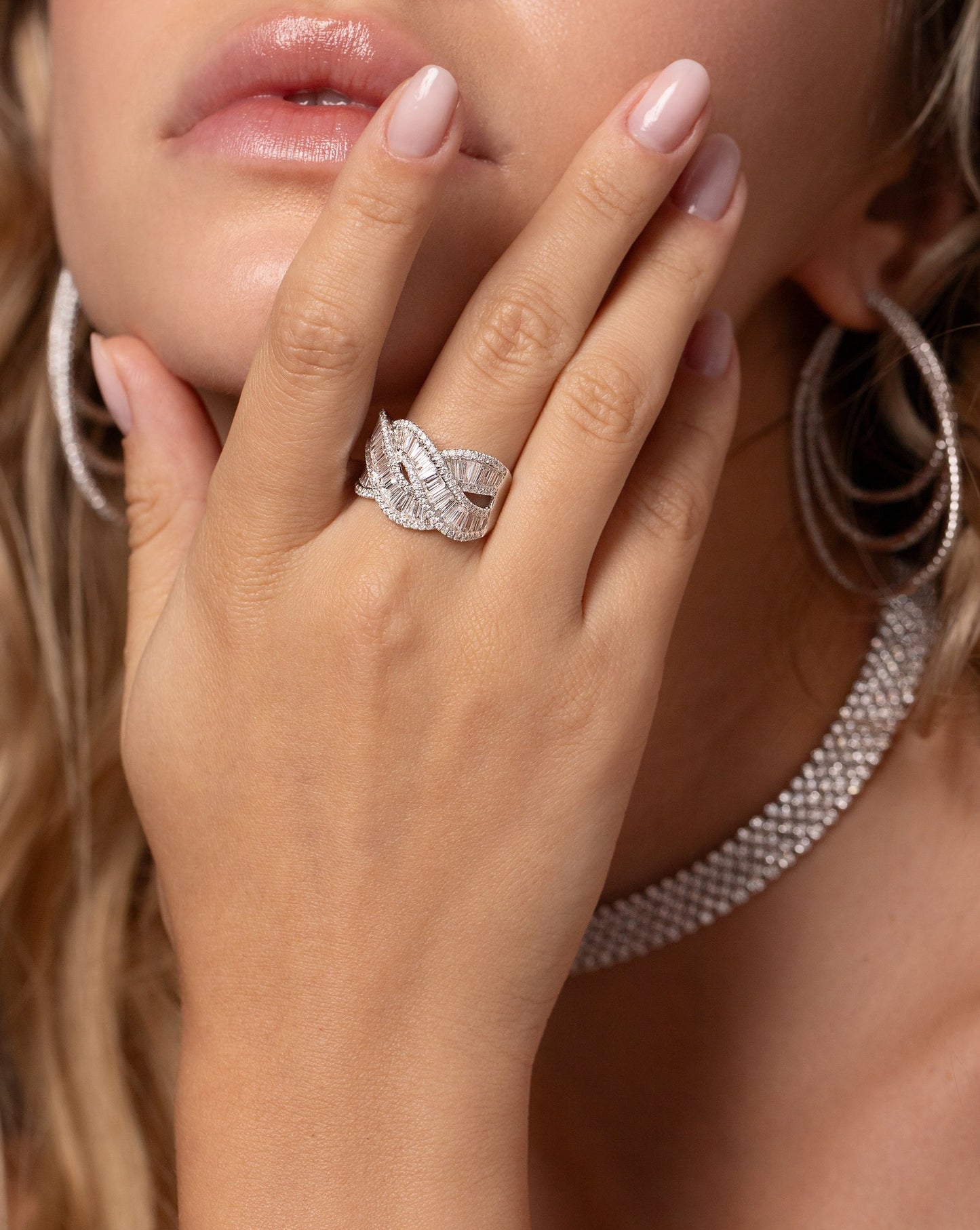 Baguette Lace Ring on model