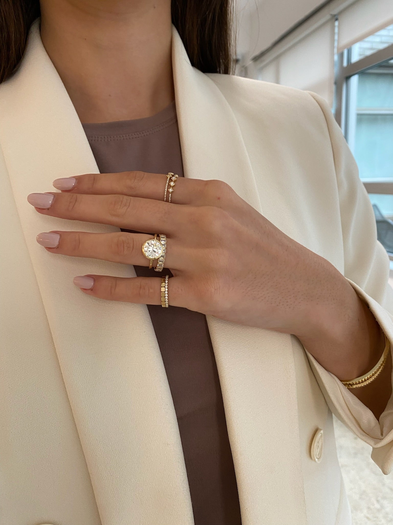 Bezel Round YG 40675175596120