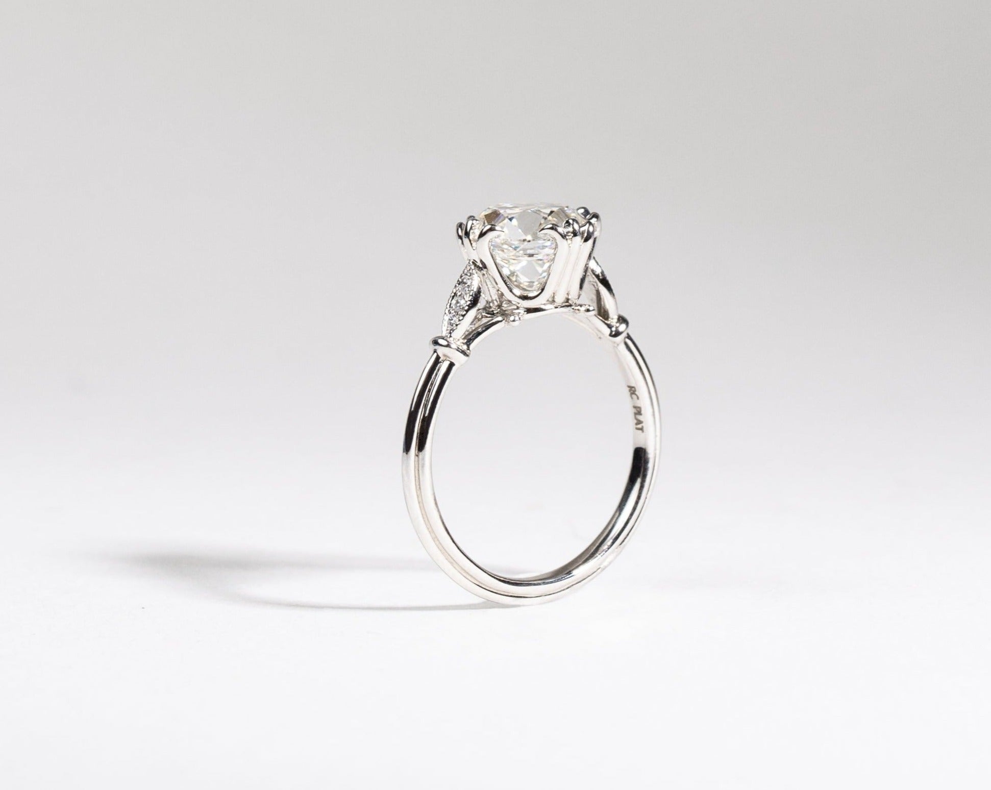 Signature Antique Antique-Cushion PLT 40675277537368