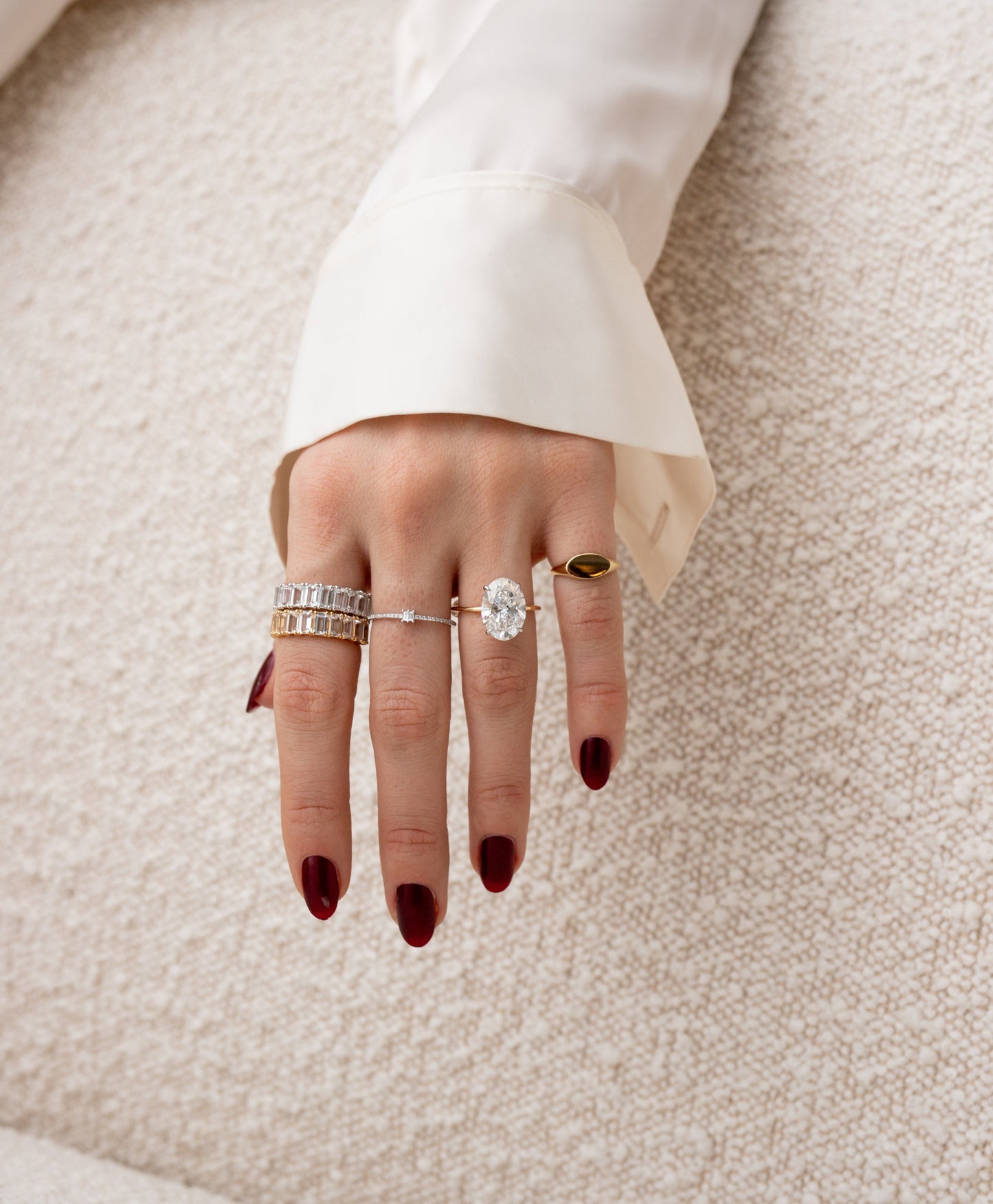 Whisper Thin Oval YG 40674678243416