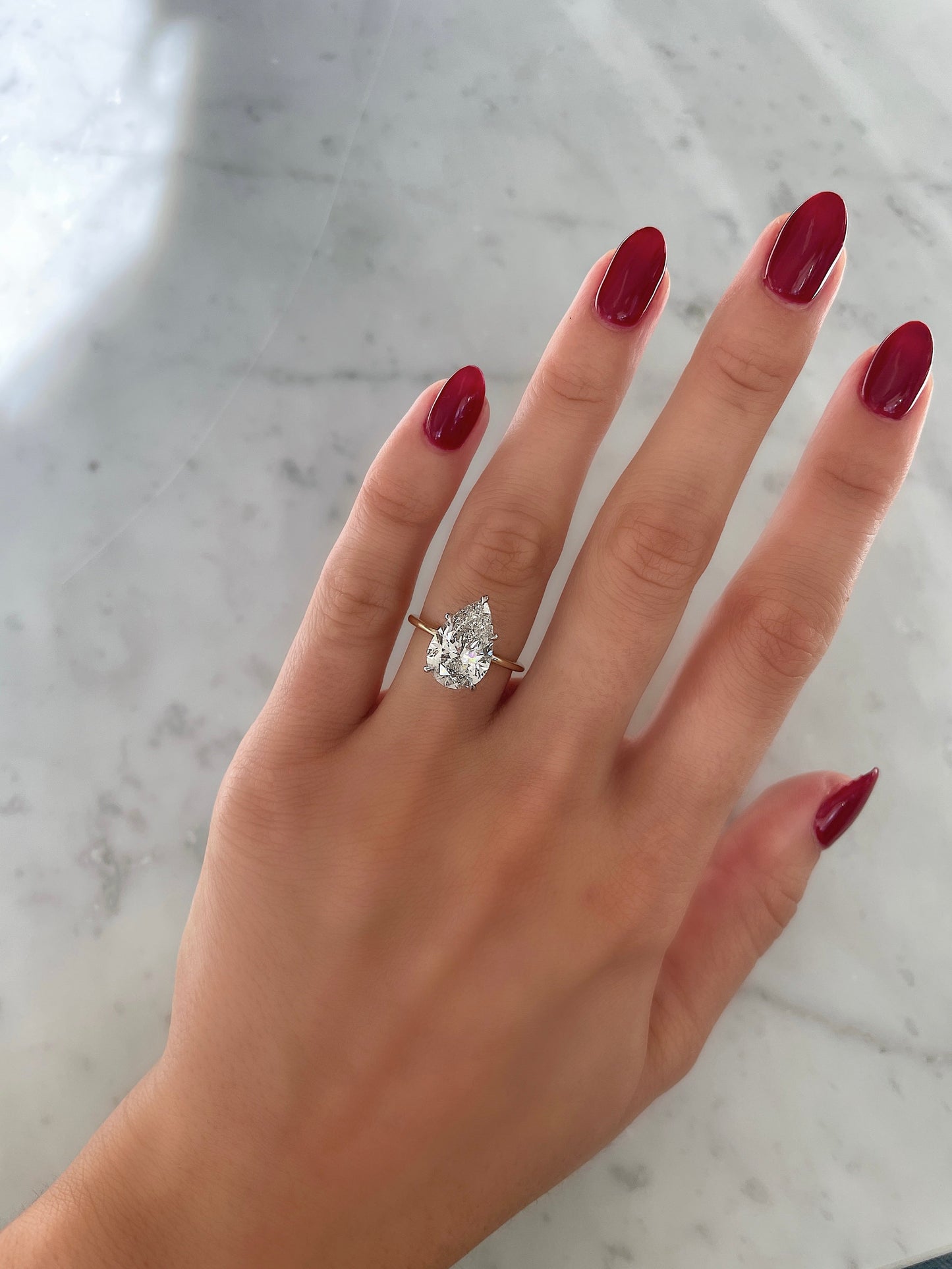 Whisper Thin Pear YG + HH 40674678866008