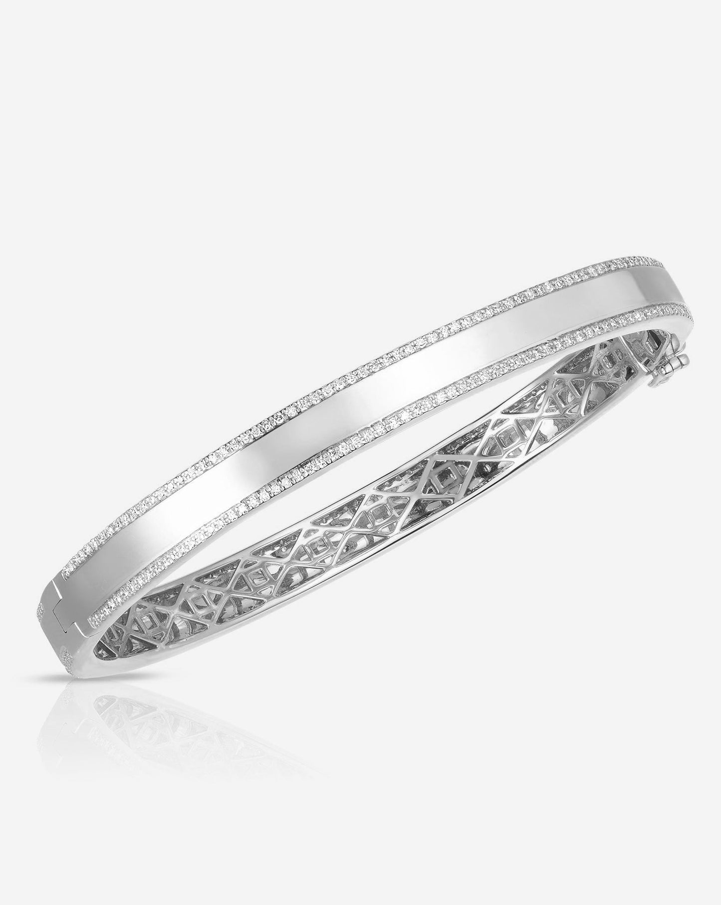 Ring Concierge Bracelets Diamond Border Bangle 14k white gold side view
