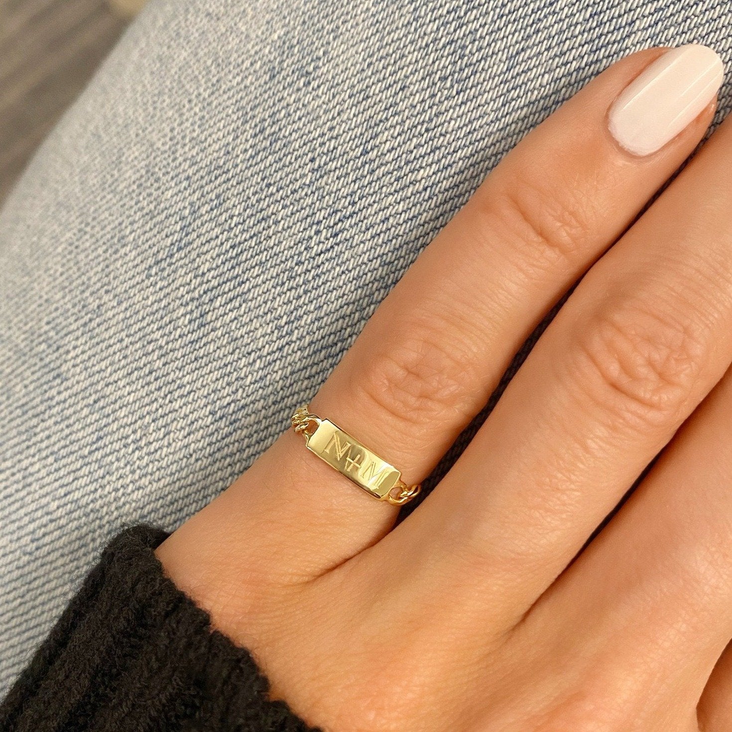 Ring Concierge Rings Engravable Chain Ring- NEW