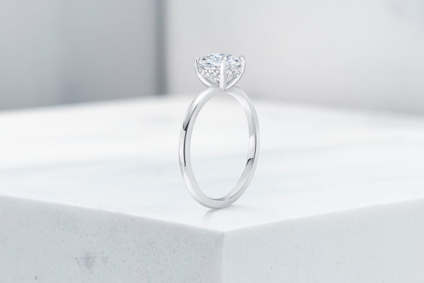 Vow Vow Engagement Rings Antique-Style Round / Platinum / Hidden Halo Madison. 33281473478744