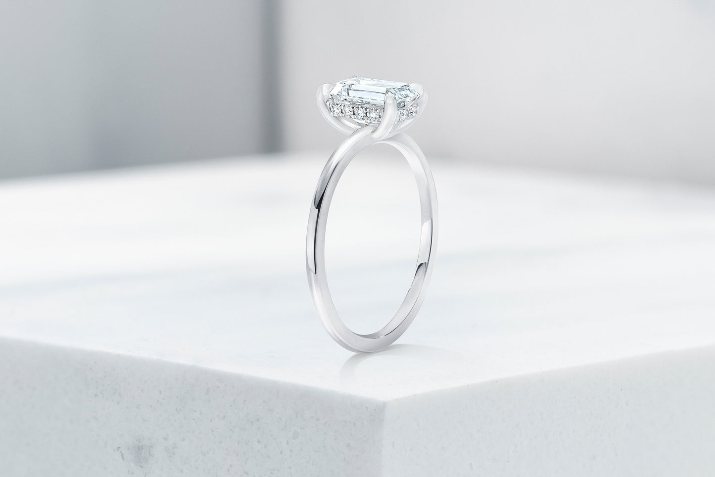 Vow Vow Engagement Rings Emerald / Platinum / Hidden Halo Madison. 33281474101336